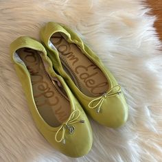 Slip On Round Toe Insole: Padded Leather This Flats Goes With Everything From Denim To Dresses. Color: Kiwi Green Ballet Flats, Green Flats, Flat Color, Sam Edelman Shoes, Ballet Flat, Sam Edelman, Kiwi, Flat Shoes Women, Ballet Flats