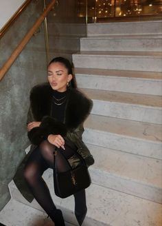 Elegantes Party Outfit, Winter Night Outfit, Night Outfits Winter, Winter Date Night Outfits, Nyc Outfits, New York Outfits, London Outfit, Eve Outfit, Looks Party