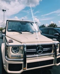 the front end of a white mercedes benz benz benz benz benz benz benz benz benz benz benz benz benz benz benz benz benz benz