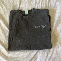 Brand New No Tags Just Hasn’t Been Used Gray Grunge Cotton Top, Gray Cotton Grunge Top, Gray Text Print Grunge Top, Gray Crew Neck Grunge Top, Gray Grunge Crew Neck Top, Grunge Gray Top With Text Print, Casual Charcoal Cotton Top, Trendy Gray Crew Neck Shirt, Black Gray