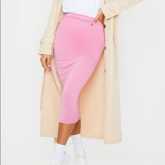 Add Some Sass To Your Weekend Wardrobe With This Midi Skirt. Featuring A Dusty Pink Jersey Fabric With A Longline Design And A Flattering Fit, Team This With A White Tee And Fresh Kicks To Complete Your Outfit Of The Day. Length Approx 79cm/31" (Based On A Sample Size Uk 8) Model Wears Size Uk 8/ Eu 36/ Aus 8/ Us 4 Model Height - 5ft 6” Pink Jersey, Fresh Kicks, Weekend Wardrobe, Women Skirts Midi, White Tee, Model Height, Long A Line, Dusty Pink, Jersey Fabric