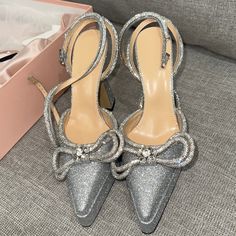 Brand New Authentic Mach And Mach Silver Heels. Never Worn. Size 39.5. Box And Dust Bag Included Absolutely Gorgeous! Match Match Heels, Elegant Silver Heels For Dinner, Silver Wedding Dress, Crystal Heels, Square Toe Sandals, Embellished Heels, Bow Sandals, Square Toe Heels, Satin Pumps