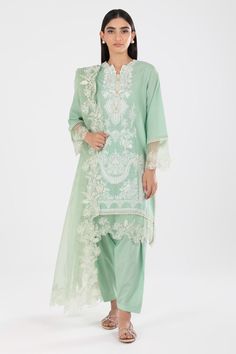 Sana Safinaz SS23ESE319F Ready To Wear Spring Formal Lawn Suit With Dupatta, Fitted Printed Lawn Suit For Formal Occasions, Printed Fitted Lawn Suit For Formal Occasions, Formal Fitted Lawn Suit With Printed Details, Formal Fitted Printed Lawn Suit, Formal Cotton Lawn Suit For Spring, Spring Formal Printed Lawn Suit, Spring Formal Cotton Lawn Suit, Formal Long Sleeve Lawn Suit For Summer