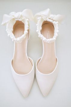 Satin Pointy Toe Low Heel with Mini Pearls, Wedding Heel, Bridal Shoes Pearl Wedding Shoes Low Heel, Chic Low Heel Wedding Shoes With Satin Bow, Low Heel Wedding Shoes With Bow, White Pointed Toe Wedding Shoes With 4-inch Heel, Elegant White Kitten Heels With 4-inch Heel, Bridal Shoes Low Heel, Pearls Wedding, Short Heels, August Wedding