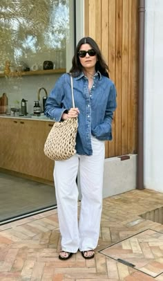 Blue Linen Shirt Outfit Women, Blue Comfy Outfit, Rich Mom Style, Cute But Comfy Outfits, Anna Edit, City Holiday, White Linen Trousers, Mum Style, Over 40 Outfits