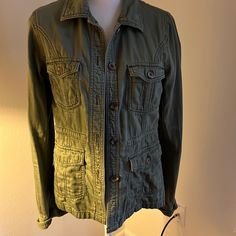 Size M Perfect Condition. Never Worn With No Flaws Green Button-up Outerwear With Flap Pockets, Green Utility Jacket With Buttoned Pockets, Green Long Sleeve Utility Jacket With Buttoned Pockets, Green Collared Utility Jacket With Button Closure, Khaki Button-up Utility Jacket With Buttoned Pockets, Casual Khaki Blazer With Buttons, Military Style Single-breasted Button-up Outerwear, Green Button-up Utility Jacket With Buttoned Pockets, Casual Green Utility Jacket With Buttons