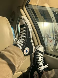 Louis Aesthetic, Converse Aesthetic, Louis Core, All Stars Converse, Aesthetic Shoes, Converse Sneakers, Larry Stylinson, Dream Shoes, Converse All Star