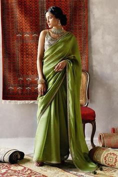 Shop for Punit Balana Green Organza Silk Saree With Blouse for Women Online at Aza Fashions Olive Green Saree, Farewell Saree, Punit Balana, Green Sari, Simple Saree Designs, Organza Silk Saree, Gota Work, Plain Saree, Simple Sarees