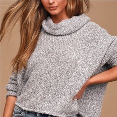 Free People Bff Grey Sweater Soft And Slouchy, This Fuzzy Cowl-Neck Pullover Is Primed To Be Your New Bff. True To Size. Xs=0-2, S=4-6, M=8-10, L=12-14, Xl=16. - Cowl Neck - Long Sleeves Oversized Cropped Sweater, Trendy Cardigans, Oversized Turtleneck Sweater, Dolman Sleeve Sweater, Trendy Sweaters, Cowl Neck Long Sleeve, Knit Turtleneck, Womens Turtleneck, Knit Turtleneck Sweater