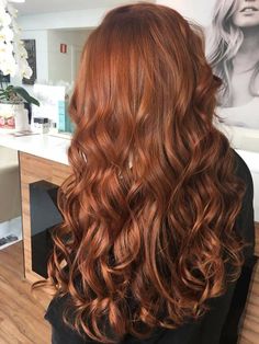 Healthy Red Hair, Redhead Hair Color, Hair Mood Board, Pretty Red Hair, Ginger Hair Color, Hairstyles For Layered Hair, Copper Hair Color, Hairdos For Curly Hair, Hair Red