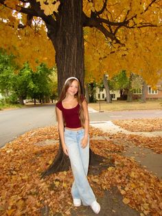 gorgeous fall Autumn Orange Outfit, Fall Pics Instagram, Thanksgiving Pictures Instagram, Fall Inspo Pics, Solo Insta Pics, Fall Insta Pics, Fall Pic Ideas, Fall Instagram Pictures, Fall Poses