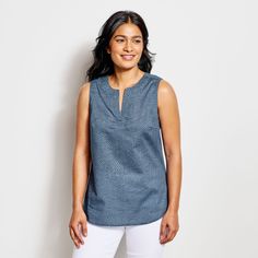 Easy Sleeveless Printed Camp Shirt Cotton Sleeveless Muscle Tee For Summer, Cotton Muscle Tee For Summer, Cotton Vest Top For Vacation, Relaxed Fit Sleeveless Muscle Tee For Summer, Relaxed Fit Sleeveless Cotton Vest, Casual Cotton Tank Blouse, Sleeveless Relaxed Fit Shirt For Spring, Relaxed Fit Sleeveless Shirt For Spring, Casual Cotton Sleeveless Vest