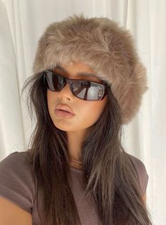 Faux Fur Hats, Fuzzy Bucket Hat Outfit Winter, Fur Hats Outfit, Hat And Glasses Outfit, Faux Fur Headband Outfit, Fuzzy Headband Outfit, Bonette Hat Outfit, Faux Fur Hat Outfit, Winter Hats Outfit