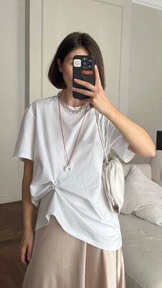 Fashion Hacks Clothes, Looks Style, Mode Inspiration, Look Cool, Kylie Jenner, Look Fashion, Group Chat, Minimalist Fashion, The Fashion