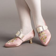 Step back in time with the delicious Primrose 18th century shoes. This authentic embroidered satin design has been recreated in collaboration with The Bata Shoe Museum, capturing the look and feel of the original shoes from 1770s-1790s. Made on the Dunmore last and 2 inch / 5 cm heel, you can be sure that style doesn't mean sacrificing comfort. The Primrose 18th century shoes are part of the "In Bloom" collection developed with the Bata Shoe Museum. Every pair of Primroses sold benefits this imp 18th Century Shoes Women, 18th Century Accessories, Rococo Shoes, Yea Party, 18th Century Shoes, Victorian Outfit, Outfit Dump, Italian Heels, Bata Shoes