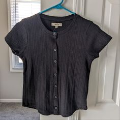 Madewell Pointelle Button Front Slim Tee In Black. Size Xs. New With Tags. Style #Nc876 Black Spring T-shirt With Button Closure, Spring Black T-shirt With Button Closure, Black Button Closure T-shirt For Spring, Black T-shirt With Button Closure For Spring, Black Fitted T-shirt With Button Closure, Fitted Black T-shirt With Button Closure, Fitted Black T-shirt With Buttons, Black Fitted Buttoned T-shirt, Black Top With Back Button Closure For Spring