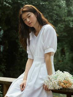 Composition : Rayon 66% , Nylon 20% , Linen 14%Color : Off whiteCountry of Origin : Republic of Korea V Neck Mini Dress, Poses Women, Photography Poses Women, Shopping List, Jumpsuit Dress, Photography Poses, Dress Outfits, Composition, Jumpsuit