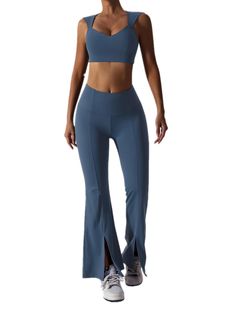 PRICES MAY VARY. 【Womens Workout Sets】78% Nylon +22% Spandex. Gym sets for women matching with padded workout sports bras and high waist flared leggings 2 piece outfits for women, made of buttery soft hand feeling, comfortable, 4-way stretch fabric, give you freedom of movement no matter what you’re doing. This sexy fitness exercise sportswear tracksuit gym clothes sets are bright and eye-catching, innovative and bold design makes you look unique when you're working out. 【Elegant Sports Bra】Ther Workout Clothes Amazon, Gym Sets For Women, Athletic Sets, Workout Sets For Women, Gym Sets, Gym Wear For Women, Boot Cut Leggings, Womens Workout, Yoga Outfits