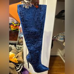 Never Been Worn Fitted Blue Boots For Fall, Casual Fitted Party Boots, Blue Pointed Toe Boots For Night Out, Formal Fitted Blue Boots, Casual Blue Boots For Party, Trendy Blue Evening Boots, Blue Boots For Spring Night Out, Blue Boots For Night Out In Spring, Chic Blue Boots For Night Out