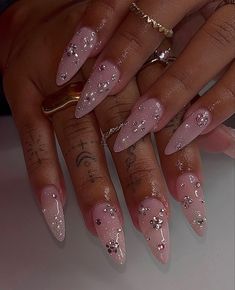 Almond Nail Designs With Gems, Nail Gem Inspiration, Birthday Biab Nails Designs, Baddie Classy Nails, Spring Bday Nails, Spring Nails With Charms, Almond Nails Spring 2024, Long Almond Nails With Gems, Almond Shape Birthday Nails