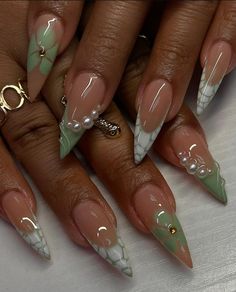 Spring Nail Designs, Brighter Days, Almond Nails Designs, Acrylic Nails Coffin Pink, Unique Acrylic Nails, Nail Swag, Bling Acrylic Nails