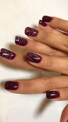 Nail Art Designs Halloween, Short Fall Nail Designs, Short Fall Nail, Nail Designs Fall, Burgundy Acrylic Nails, Swirl Nail Art, Plum Nails, Fancy Nail Art