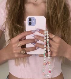 Ropa Indie Kid, Pastel Phone, Charm Phone, Mobile Cover, Phone Shop, Mirror Pics