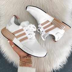 Cute Tennis Shoes For Teens, Ruth Chris Dinner Outfit, Womens Adidas Sneakers 2022, Popular Shoes 2022 Women, Women’s Shoes 2022, Popular Women Shoes, Tennis Shoes Women's Trendy, Woman Adidas Shoes, Womans Winter Shoes