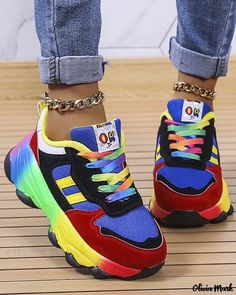 OliviaMark - Zapatillas de plataforma con cordones y diseño Colorblock Door Shoes, African Recipes Nigerian Food, Sports Shoes Women, Rainbow Clothes, Womens Low Heels, Nigerian Food, Orange Shoes, Fashion Shoes Sneakers, Sport Shoes Women