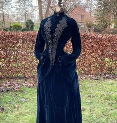 Stunning yet shattered Blue Velvet Victorian beaded bustle dress from 1885 as is, in severe disrepair. The threads are very fragile. You can fit an entire hand through the tear beneath the right underarm, and two finger beneath the right. Hence a discounted price :) originally bought from The Duchess Antiques here on Etsy. Size XS US. Fitted Blue Gown With Intricate Embroidery, Elegant Costume Dress With Sequins, Fitted Blue Victorian Dress For Wedding, Blue Victorian Style Wedding Dress, Blue Victorian Wedding Dress, Blue Fitted Victorian Dress, Victorian Blue Wedding Dress, Blue Victorian Dress With Fitted Bodice For Formal Occasions, Nadja And Laszlo Costume