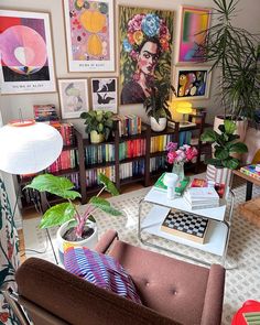 Colorful Room Decor, Kids Deco, Home Budget, Up All Night, Bohemian Bedroom Decor, Minimalist Room, Apartment Decor Inspiration, Wrong Person, Maximalism