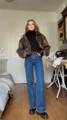 Sf Winter Outfits, Neutral Masc Outfits, Boho Trendy Outfits, 90s Winter Style, Vintage Inspired Work Outfits, 60s Modern Fashion, Indie Going Out Outfit, Edgy Sophisticated Style, Autismcore Aesthetic Outfits