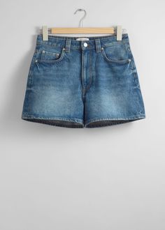 Denim shorts with a 5-pocket finish.• Belt loops• Zip fly with metal button• Duo pockets at the back and the front• Small coin pocket• Length of inseam:8cm / 3.1" (EU 36 / UK 8 / US 4) Dark Wash Jean Shorts With Five Pockets, Summer Style Guide, Suit Jumpsuit, Beachwear Skirt, Blue Denim Shorts, Fashion Story, Short Jumpsuit, Swimwear Fashion, Scarf Hairstyles