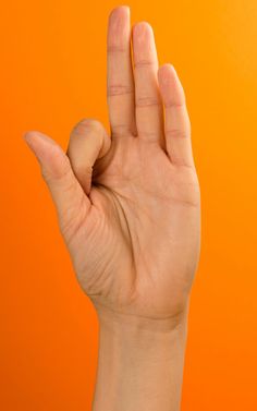 Hold Your Hand In This Position And You Will Not Believe What Will Happen Next Yoga Hand Poses, Hand Yoga, Work Pressure, Hand Positions, What Will Happen Next, Hand Reflexology, Body Study, Yoga For Seniors, Yoga Hands