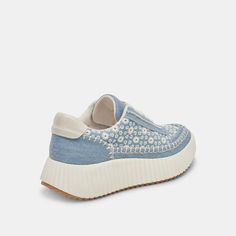 Floral Denim, Sneakers Blue, The Streets, White Leather, Blue Floral, Casual Style, Blue Denim, Latest Fashion, Casual Shoes