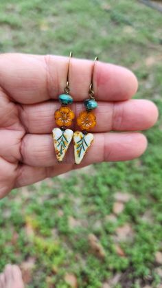 Turquoise Highlights, Heart Leaf, Brass Hooks, Valentines Earrings, Earrings Turquoise, Turquoise Glass, Handmade Wire Jewelry, Orange Flower, Glass Flowers