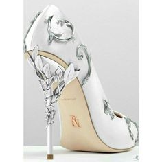 0 Silver Heels Prom, Dr Shoes, Prom Heels, Fancy Shoes, Limousin, Shoe Inspiration, Wedding Heels, Prom Shoes