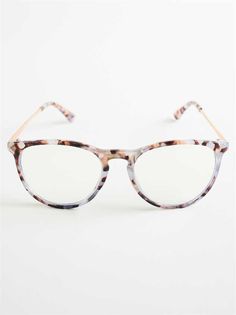 Light Tortoise Glasses Frames, Cute Fake Glasses, Clear Glasses Frames Women, Ballerina Box, Harvard Yard, Grey Hair And Glasses, Glasses Inspo, Girls Glasses