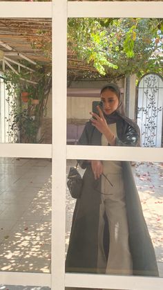 Blazer Abaya, Honeymoon Fits, Abaya Fits, Hijab Pictures, Abaya Aesthetic, Abaya Outfits, Abaya Outfit, Chanel Fragrance, Hijabi Fits