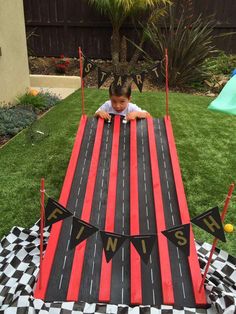 Car Birthday Party Ideas, Race Car Birthday Party Ideas, 4de Verjaardag, Racing Birthday, Blaze Birthday, Hotwheels Birthday Party, Car Birthday Party