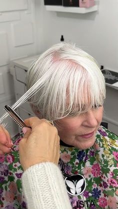 Short Hairstyles For Women Over 65, Back Of Head Pixie Haircut, Short Hair For Women Over 70 Classy, Razor Haircuts For Women Short, Pixie Bobs For Fine Hair, Razor Cut Bob For Fine Hair Short, Shaggy Chin Length Hair, Razor Cut Hairstyles Short, Razor Haircuts For Women