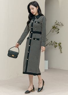 Vintage Midi Dress For Workwear In Fall, Retro Midi Dress For Workwear In Fall, Formal Houndstooth Dress For Winter, Retro Winter Workwear Dresses, Fitted Houndstooth Midi Dress For Fall, Fitted Midi Dress With Houndstooth Pattern For Fall, Winter Houndstooth Tweed Dress, Retro Long Sleeve Midi Dress For Work, Women Long Dress