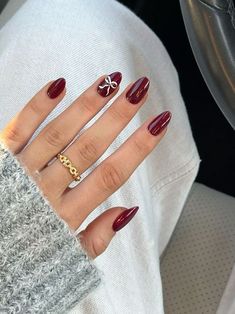 Kutek Disney, Wine Nails, Cherry Nails, October Nails, Nagel Tips, Christmas Nails Easy, Smink Inspiration, Casual Nails, Makijaż Smokey Eye