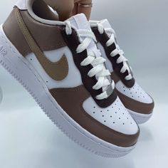 Brown Air Force 1, Brown Nike Shoes, Nike Shoes Air Force, Trendy Shoes Sneakers, Nike Air Shoes, Nike Force, Cute Nike Shoes