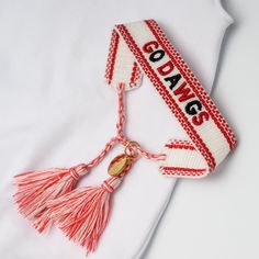 Game day adult friendship-style bracelet for Georgia Bulldogs fans. Go Dawgs! Go Dawgs, Georgia Football, Georgia Bulldogs, College Football, Game Day, Fashion Bracelets, Bulldog, Georgia, Football