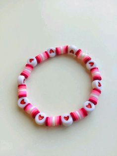 Braclet Ideas Valentines, Barbie Clay Bracelet, Aesthetic Clay Bracelet Ideas, Bracelets Diy Clay Beads, Cute Bracelet Inspo Clay Beads, Pink Beaded Bracelets Diy, Barbie Bracelet Ideas Clay Beads, Cute Bracelets Ideas Beads Simple, Barbie Bracelet Beads