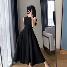 520541846-1 Acubi Fashion, Women Streetwear, Business Dress, Club Dress, Design Clothes, Summer Black, Fashion Icon, Women Long Dresses, Streetwear Women