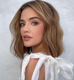 25 Medium Haircuts for Women That’ll Be Huge in 2021 : haircut Butter Blonde Hair Color, Butter Blonde Hair, Lucy Hale Hair, Spring Hair Trends, Edgy Short Haircuts, Spring Hair Color, Caramel Hair, Lucy Hale, Spring Hairstyles