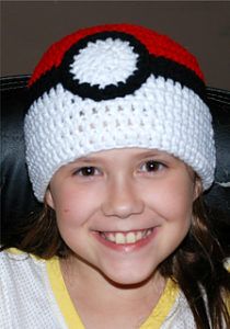 10 Pokemon Inspired Free Crochet Patterns for Pokeball Hats Pokeball Crochet Hat, Pokemon Crochet Pattern, Crochet Character Hats, Crochet Caps, Pokemon Crochet, Crochet Pokemon, Hats Crochet