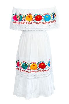 Mexican Traditional Clothing, Puebla Dress, Spanish Clothing, Charro Quinceanera Dresses, Traditional Mexican Dress, Off Shoulder Style, Mexican Boho, Mexican Embroidered Dress, Wimbledon Fashion